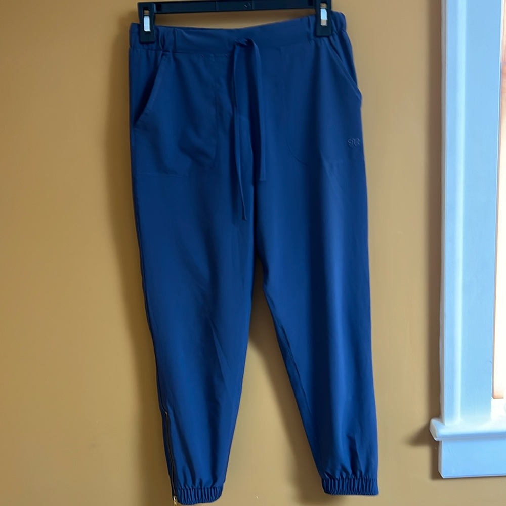 Albion joggers